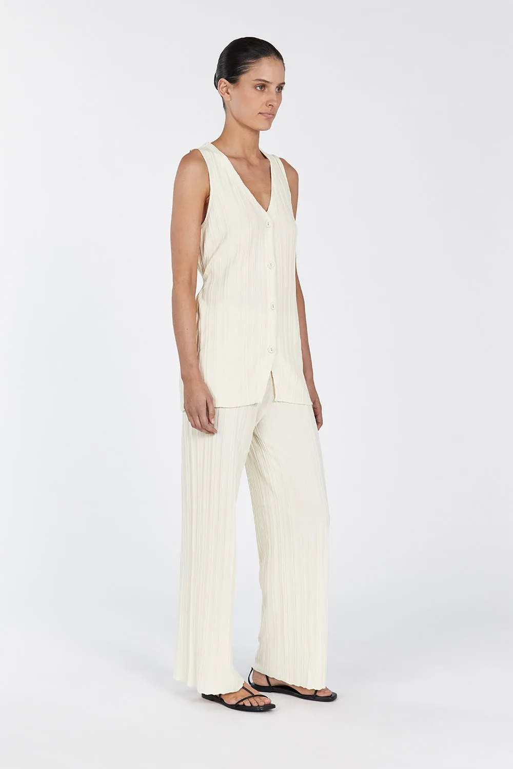SYLVIA CREAM LONGLINE VEST sold by Dissh product image thumbnail 3