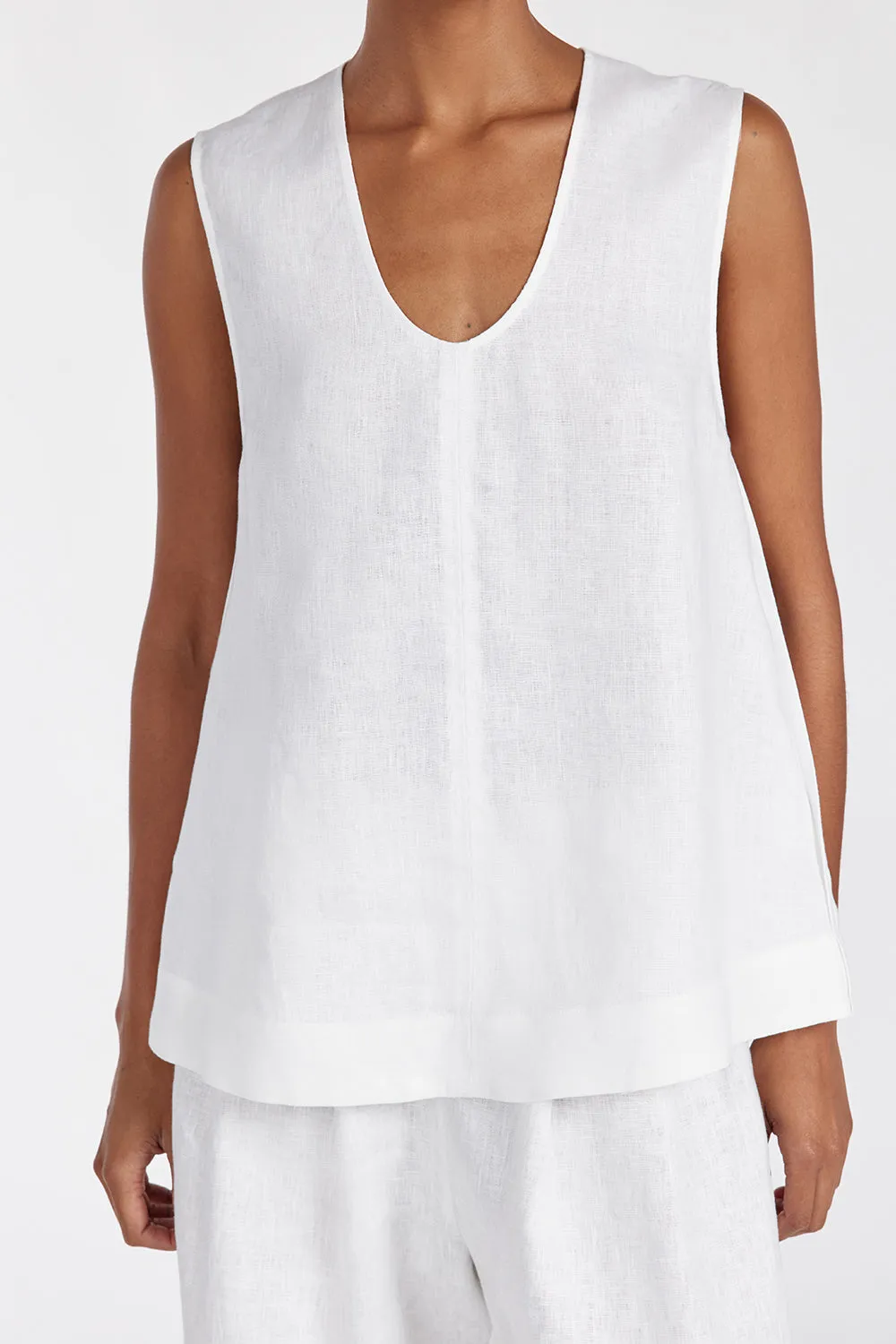 ANA WHITE LINEN SCOOP TOP sold by Dissh product image thumbnail 5