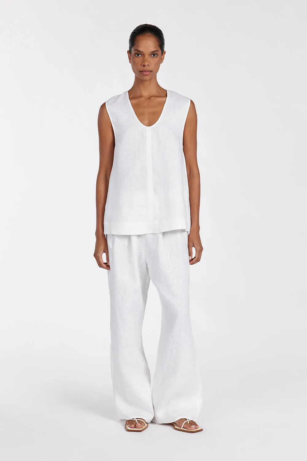 ANA WHITE LINEN SCOOP TOP sold by Dissh