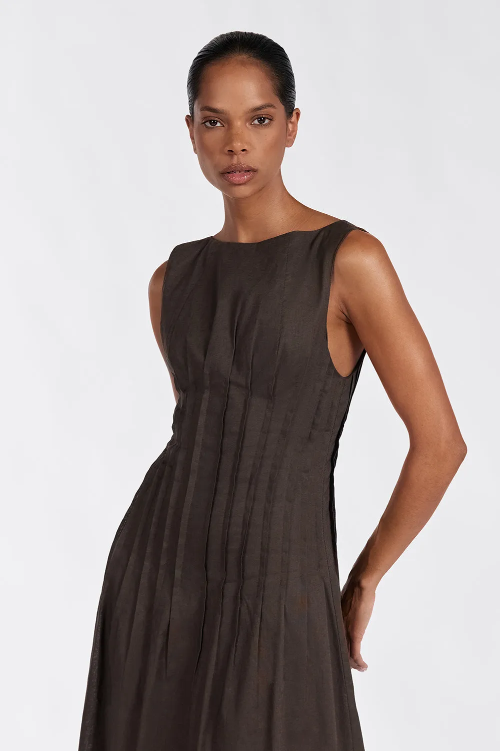 MANA BITTER CHOC LINEN MIDI DRESS sold by Dissh product image thumbnail 2