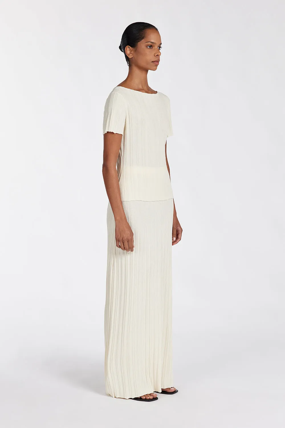 SYLVIA CREAM KNIT MIDI SKIRT sold by Dissh product image thumbnail 3