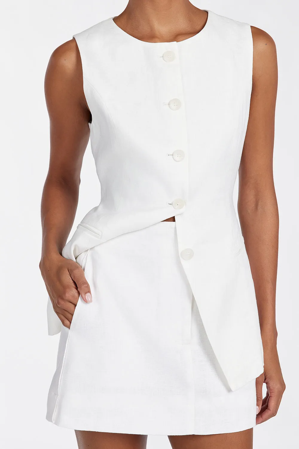 BLOOM WHITE LINEN MINI SKIRT sold by Dissh product image thumbnail 5