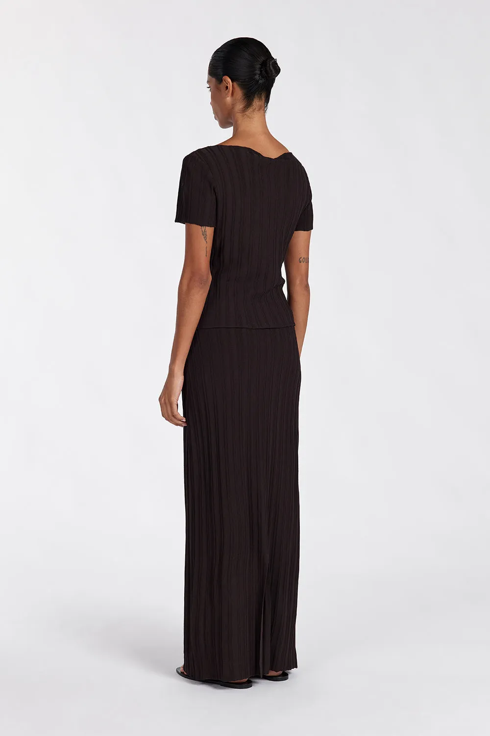 SYLVIA BITTER CHOC KNIT MIDI SKIRT sold by Dissh product image thumbnail 5