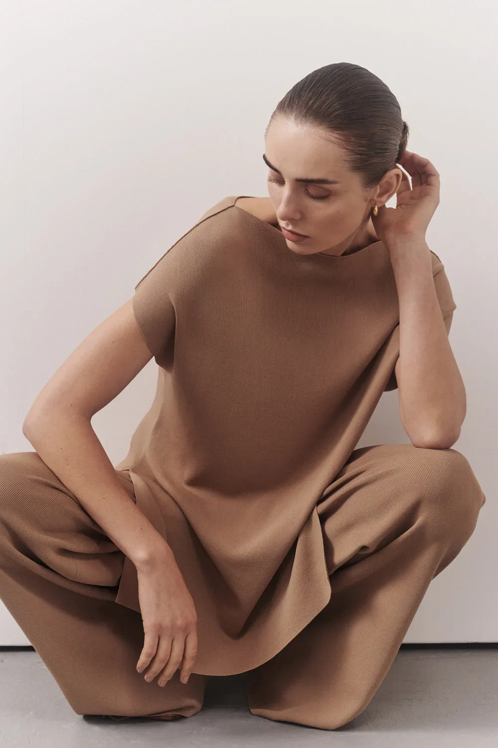 MABLE TAN LONGLINE KNIT TOP sold by Dissh