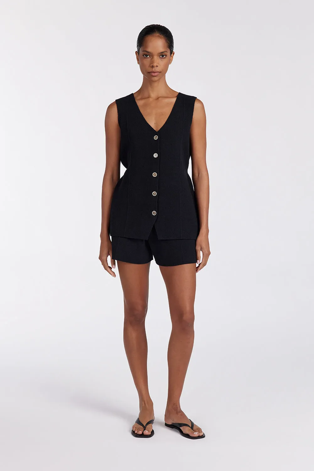 LISA BLACK TAILORED KNIT SHORT sold by Dissh