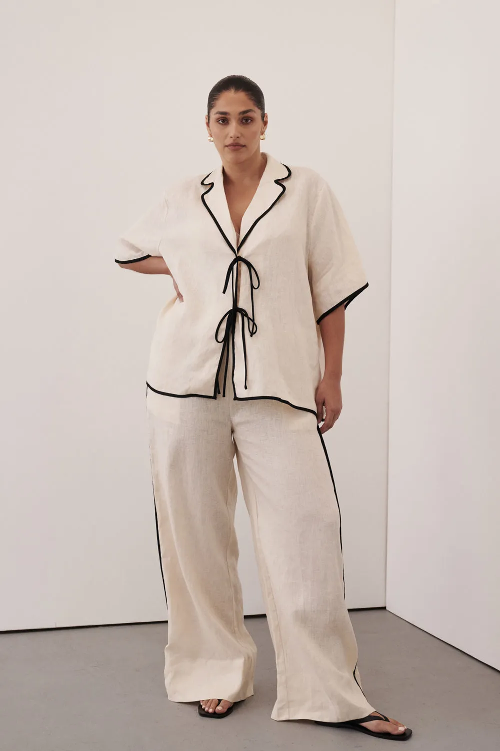 VON CREAM LINEN PANT sold by Dissh