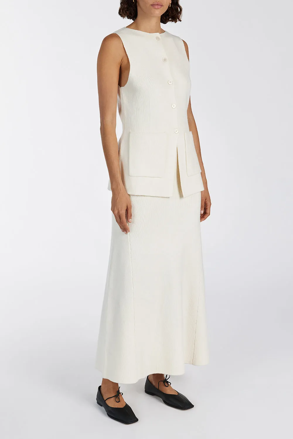 AVA CREAM LONGLINE KNIT MIDI SKIRT sold by Dissh product image thumbnail 3