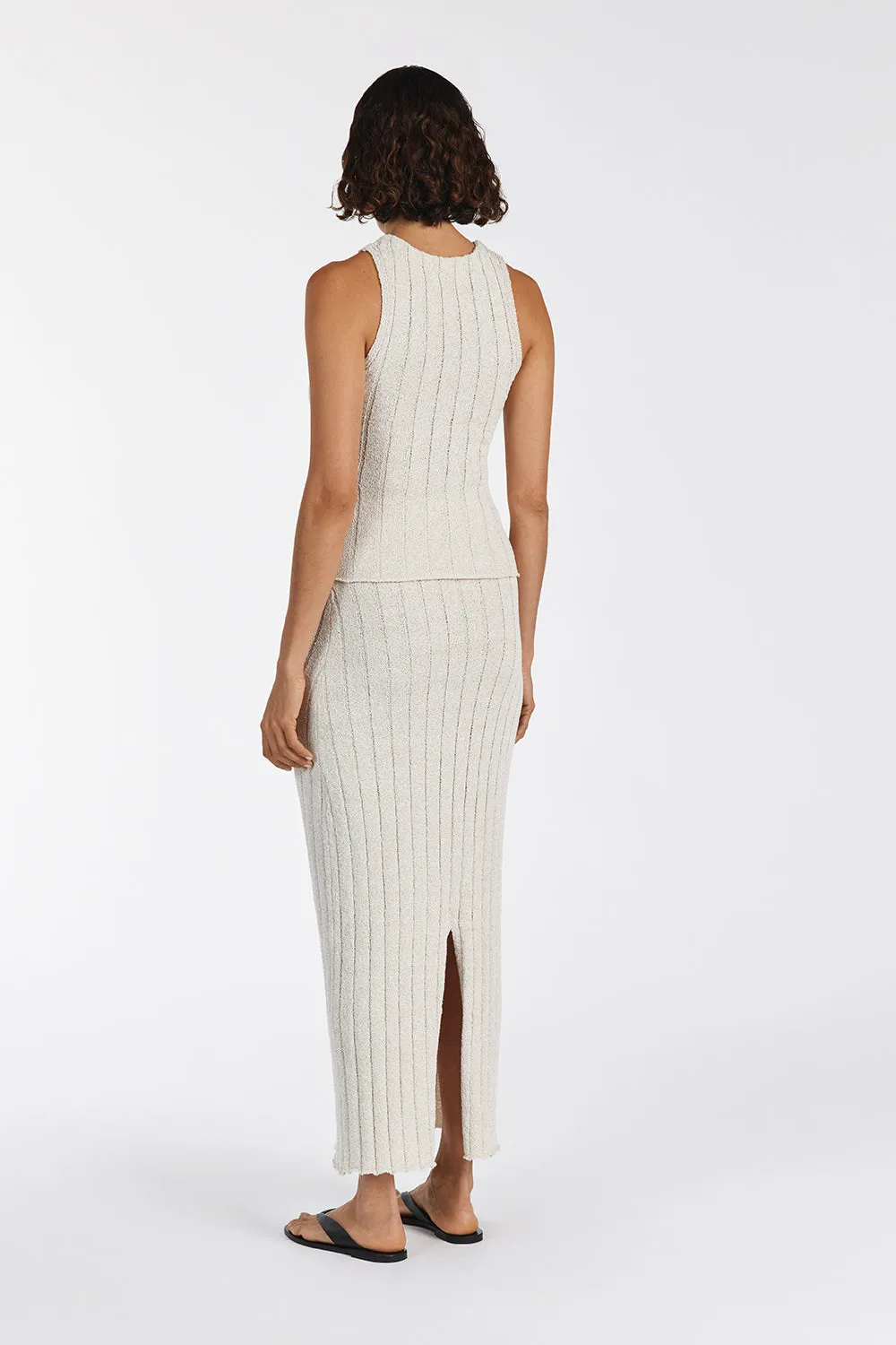 REM STONE KNIT MIDI SKIRT sold by Dissh product image thumbnail 4