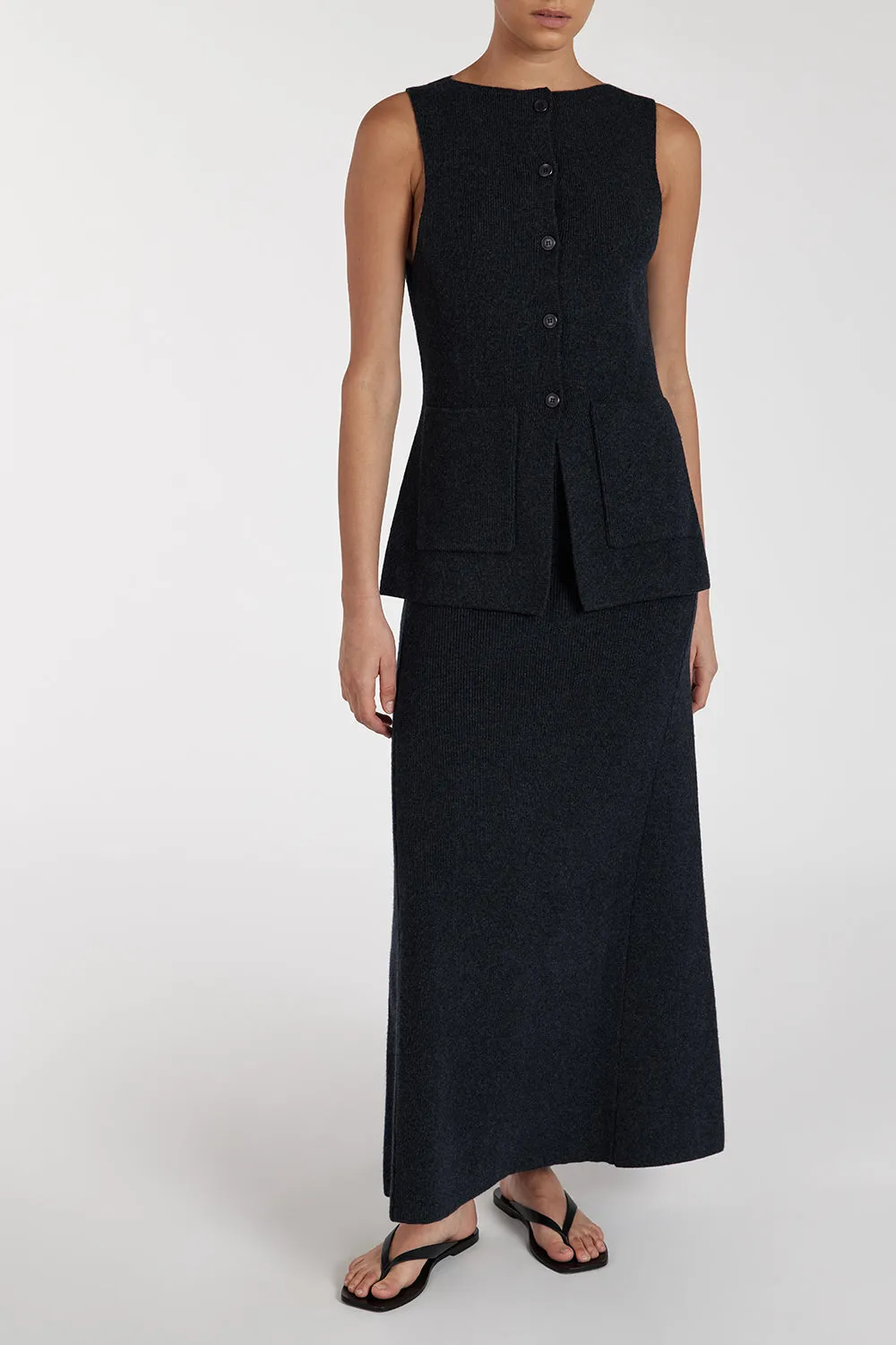 AVA INK LONGLINE KNIT MIDI SKIRT sold by Dissh product image thumbnail 2