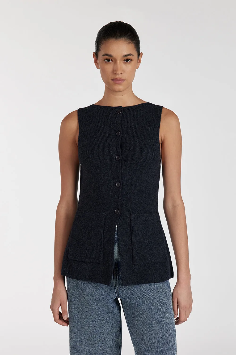 AVA INK LONGINE KNIT VEST sold by Dissh product image thumbnail 3