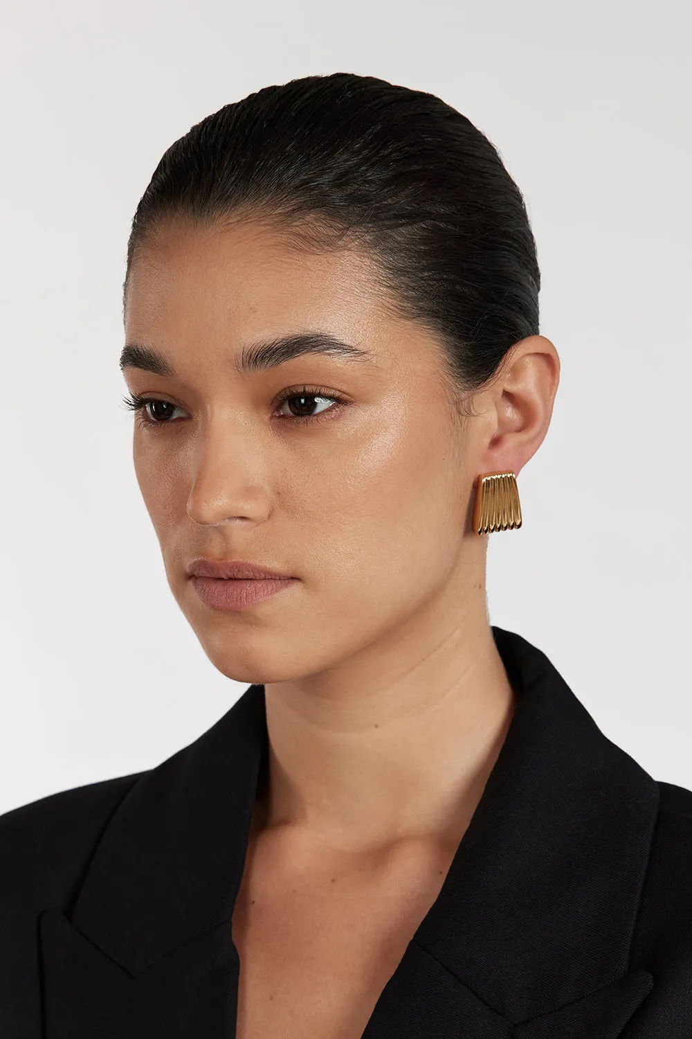 HEAVEN MAYHEM RIBBED GOLD EARRING sold by Dissh product image thumbnail 3