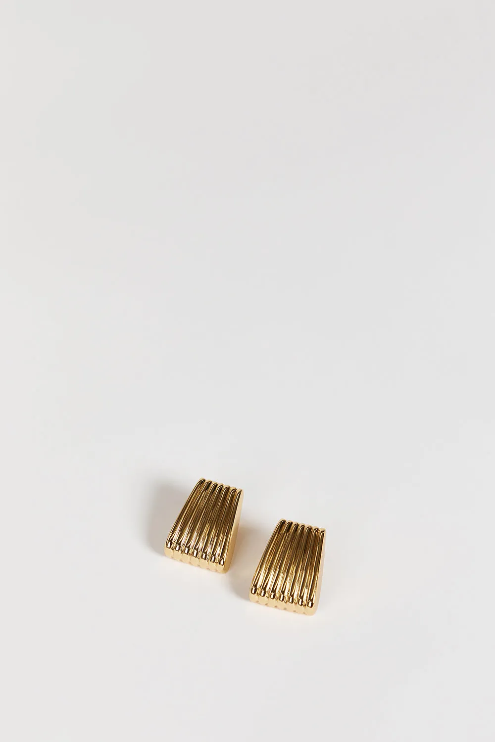 HEAVEN MAYHEM RIBBED GOLD EARRING sold by Dissh product image thumbnail 4