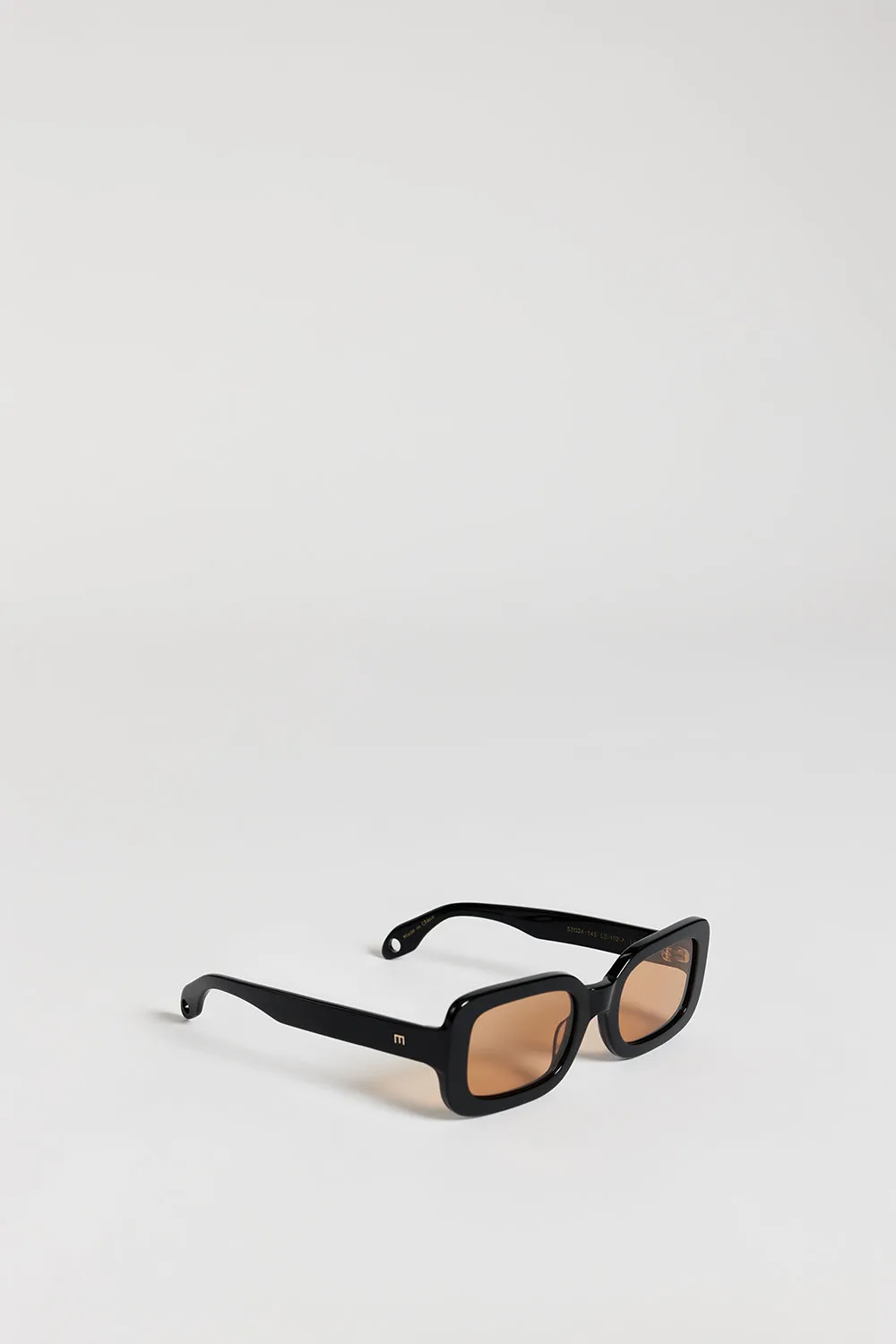 ELISA JOHNSON LEXI GLOSS BLACK LIGHT BROWN LENS SUNGLASSES sold by Dissh product image thumbnail 4