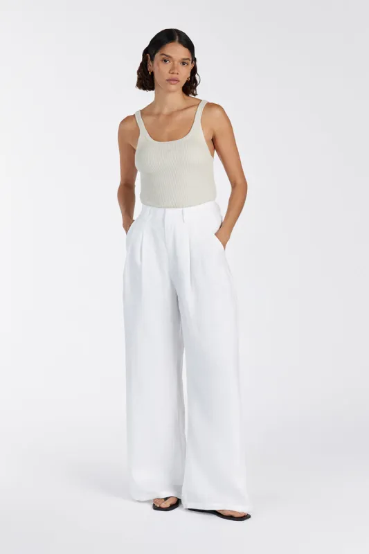 SIGNATURE BONE SCOOP TANK sold by Dissh