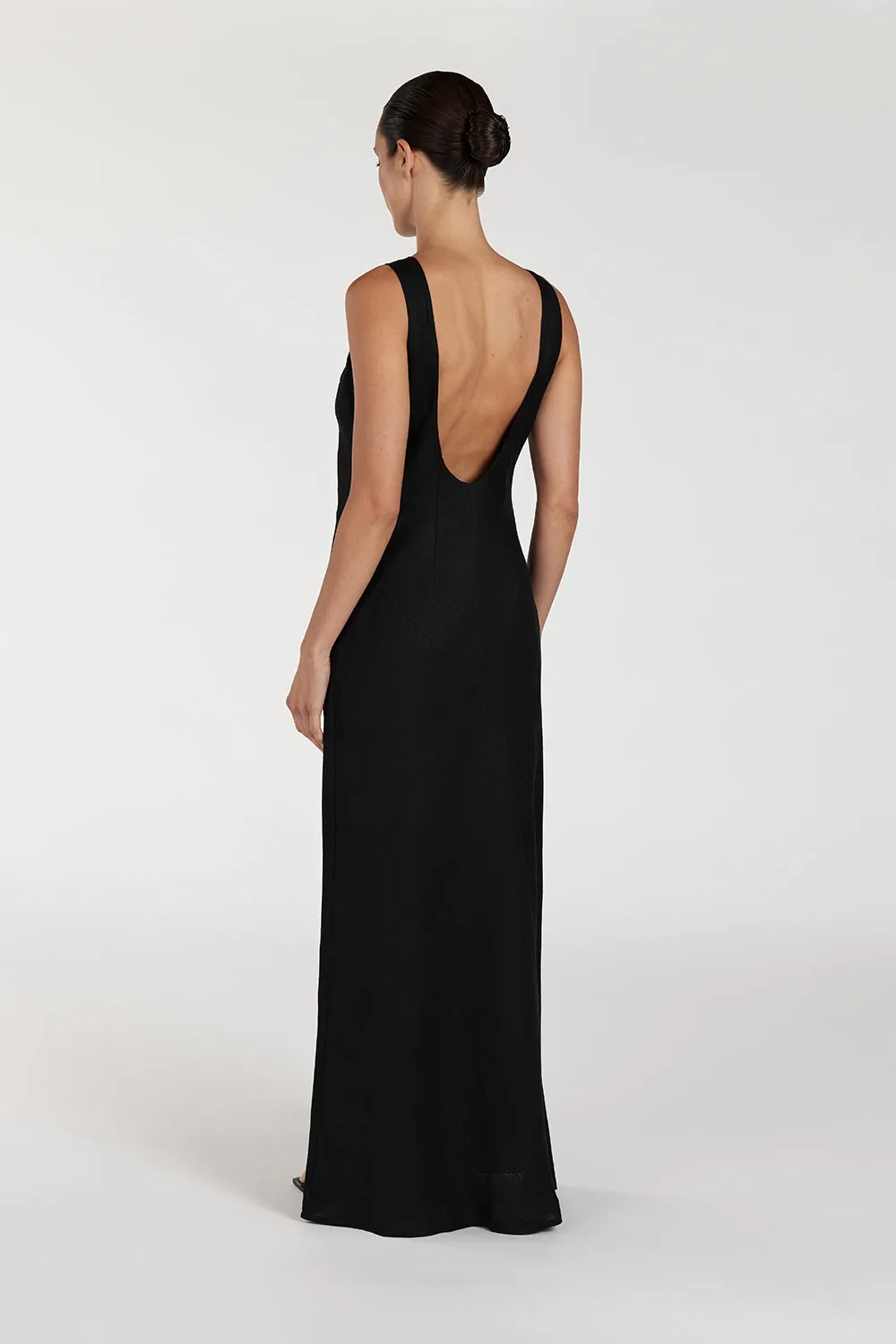 LYRA BLACK LINEN MIDI DRESS sold by Dissh product image thumbnail 4