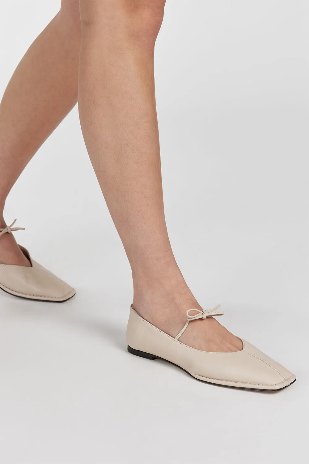 ALOHAS SWAY CREAM BALLET FLAT sold by Dissh product image thumbnail 3