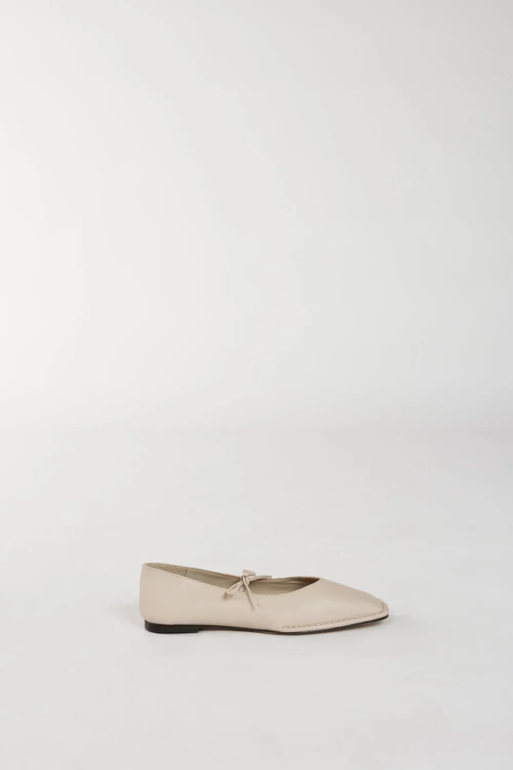 ALOHAS SWAY CREAM BALLET FLAT sold by Dissh