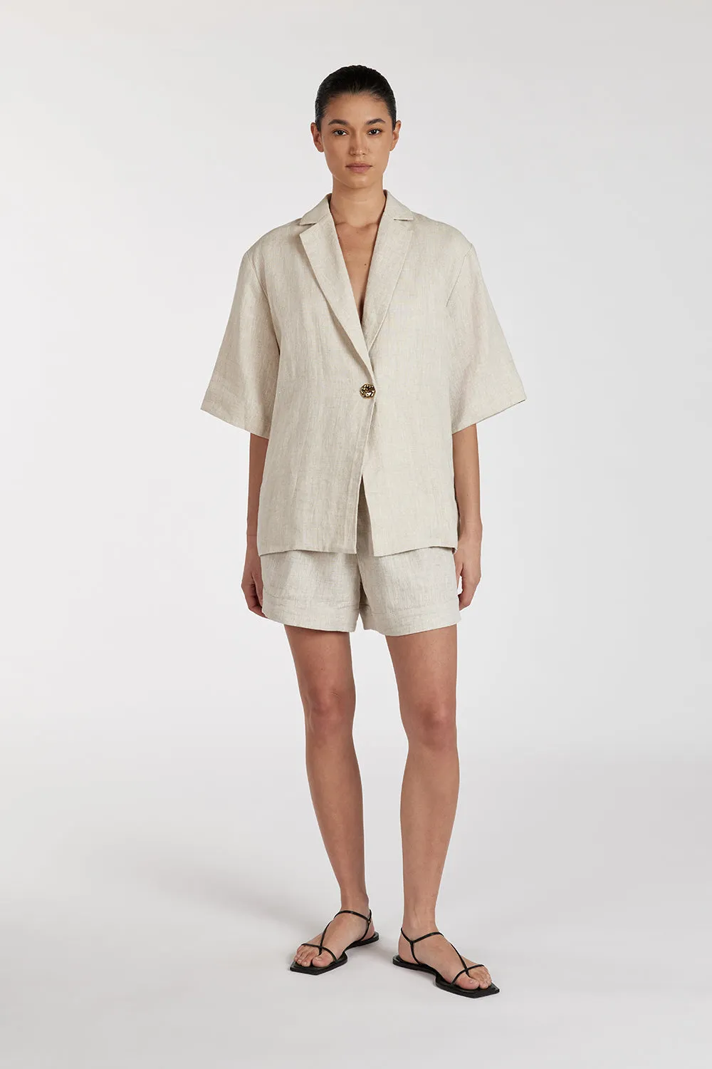 ALONDRA NATURAL LINEN SHORT sold by Dissh product image thumbnail 2