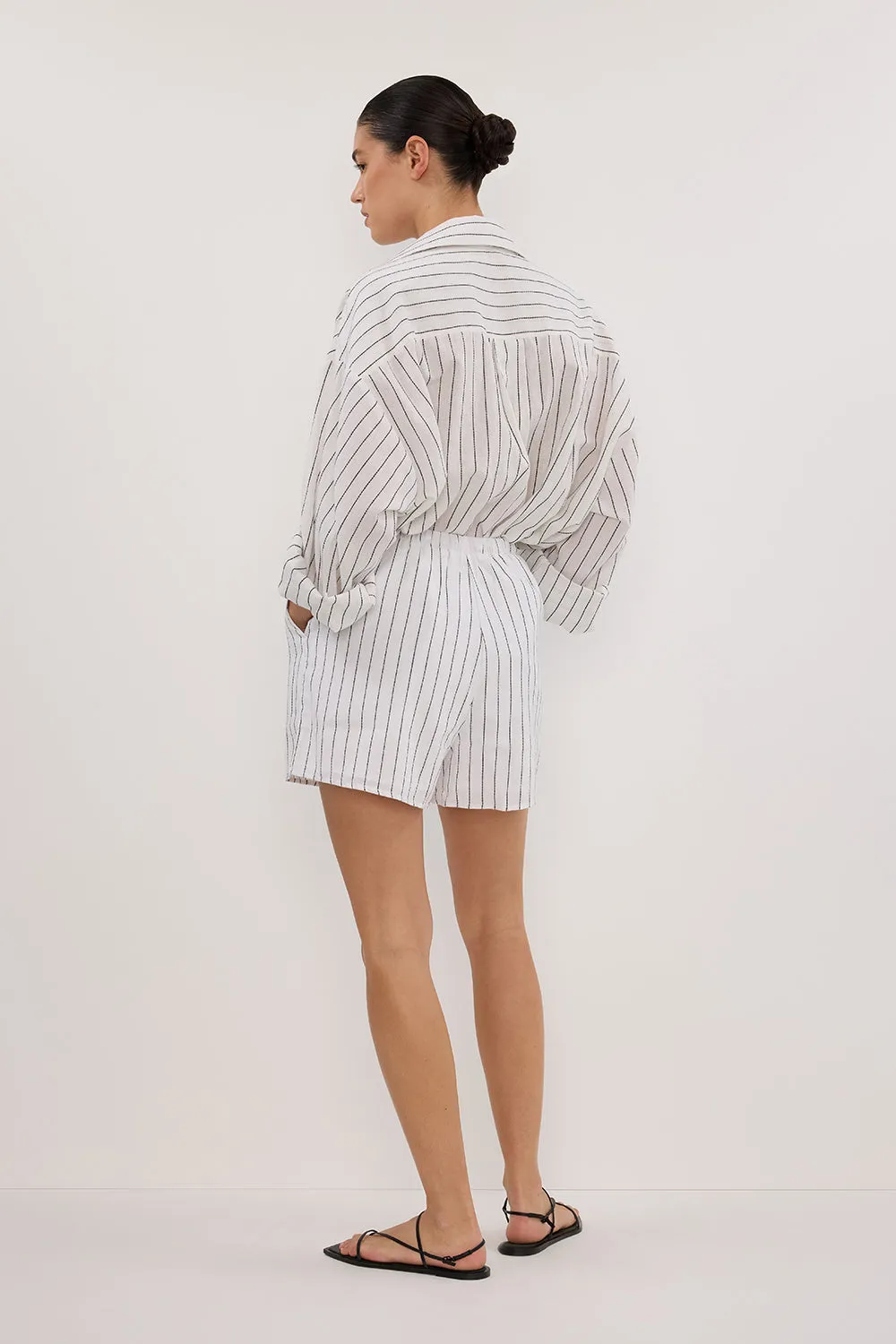 OLLIE WHITE STRIPE SHORT sold by Dissh product image thumbnail 5