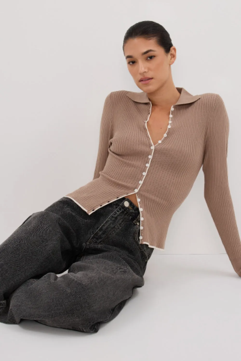 LEONIE LATTE POLO KNIT TOP sold by Dissh product image thumbnail 4
