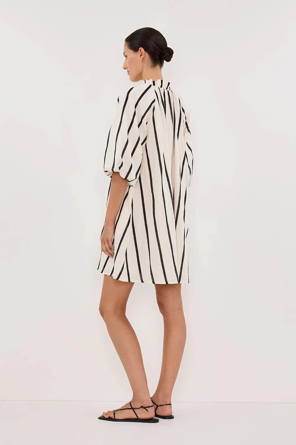 ELLIOT CREAM STRIPE SMOCK DRESS sold by Dissh product image thumbnail 4