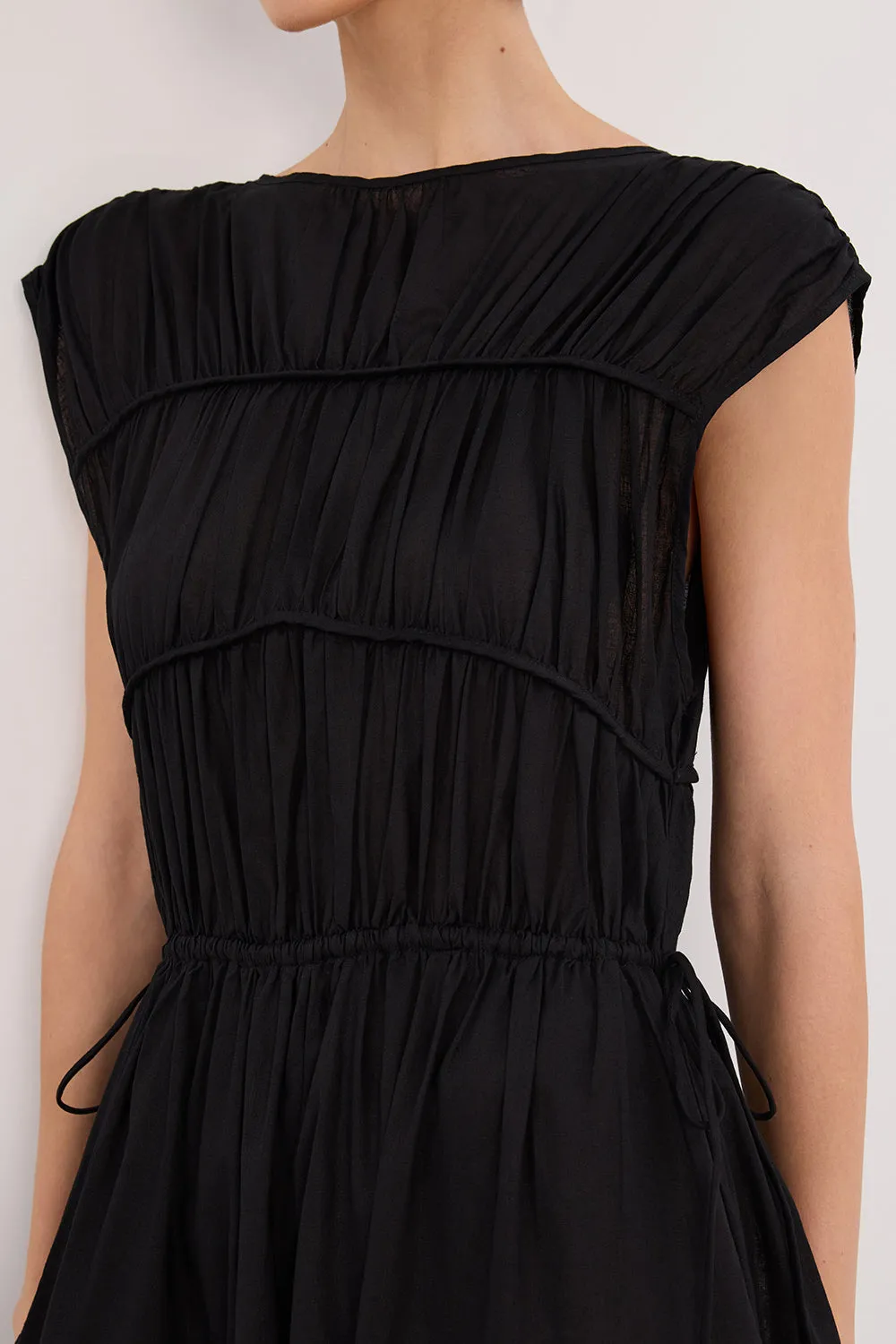 FLYNN BLACK LINEN BLEND MIDI DRESS sold by Dissh product image thumbnail 5