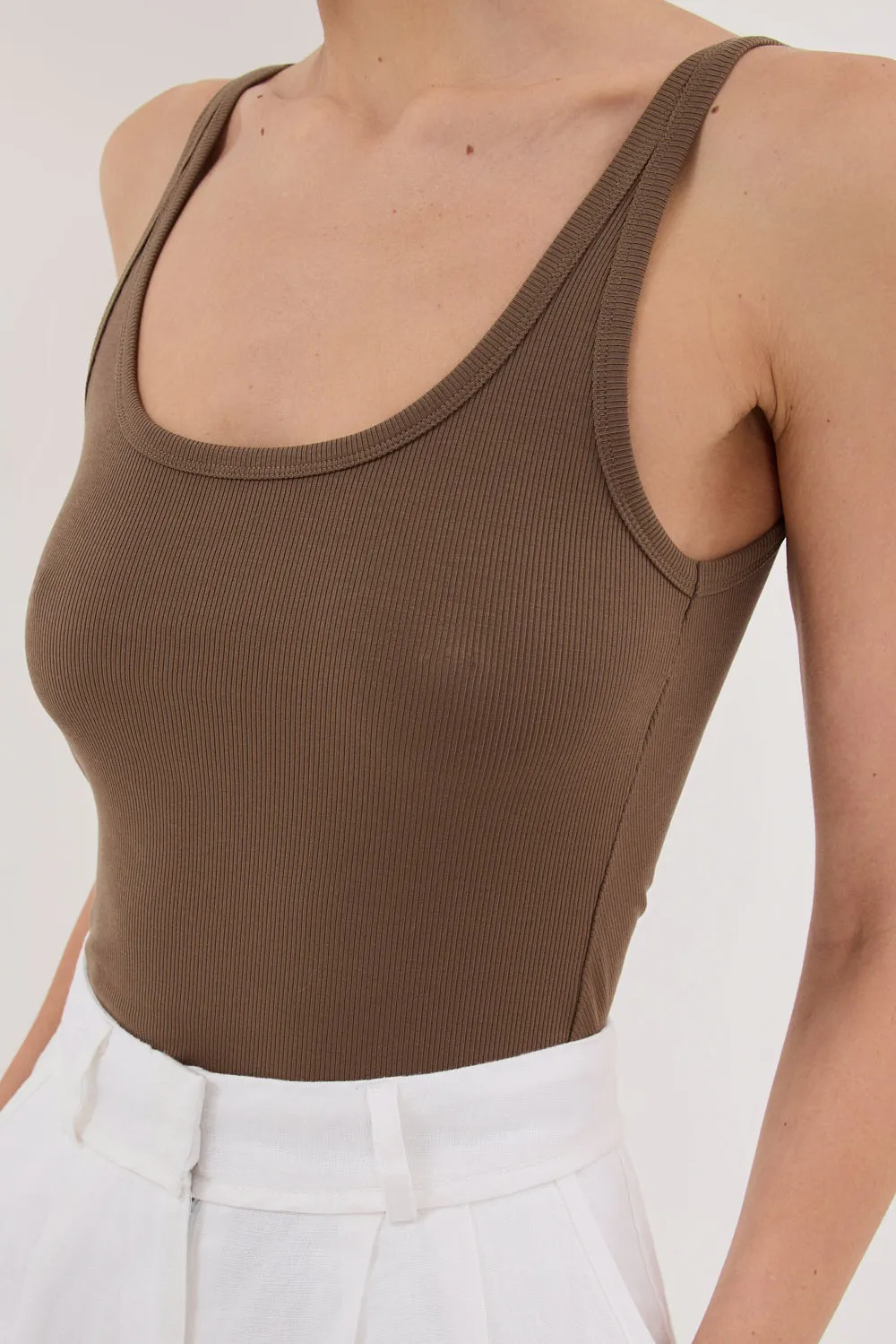 NINA CLOVER LOW SCOOP KNIT TANK sold by Dissh product image thumbnail 5