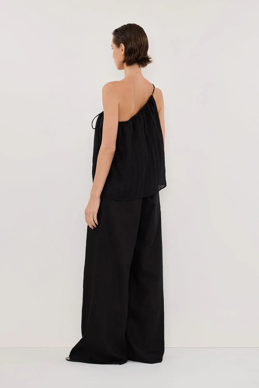 TAHITI BLACK ONE SHOULDER TOP sold by Dissh product image thumbnail 5