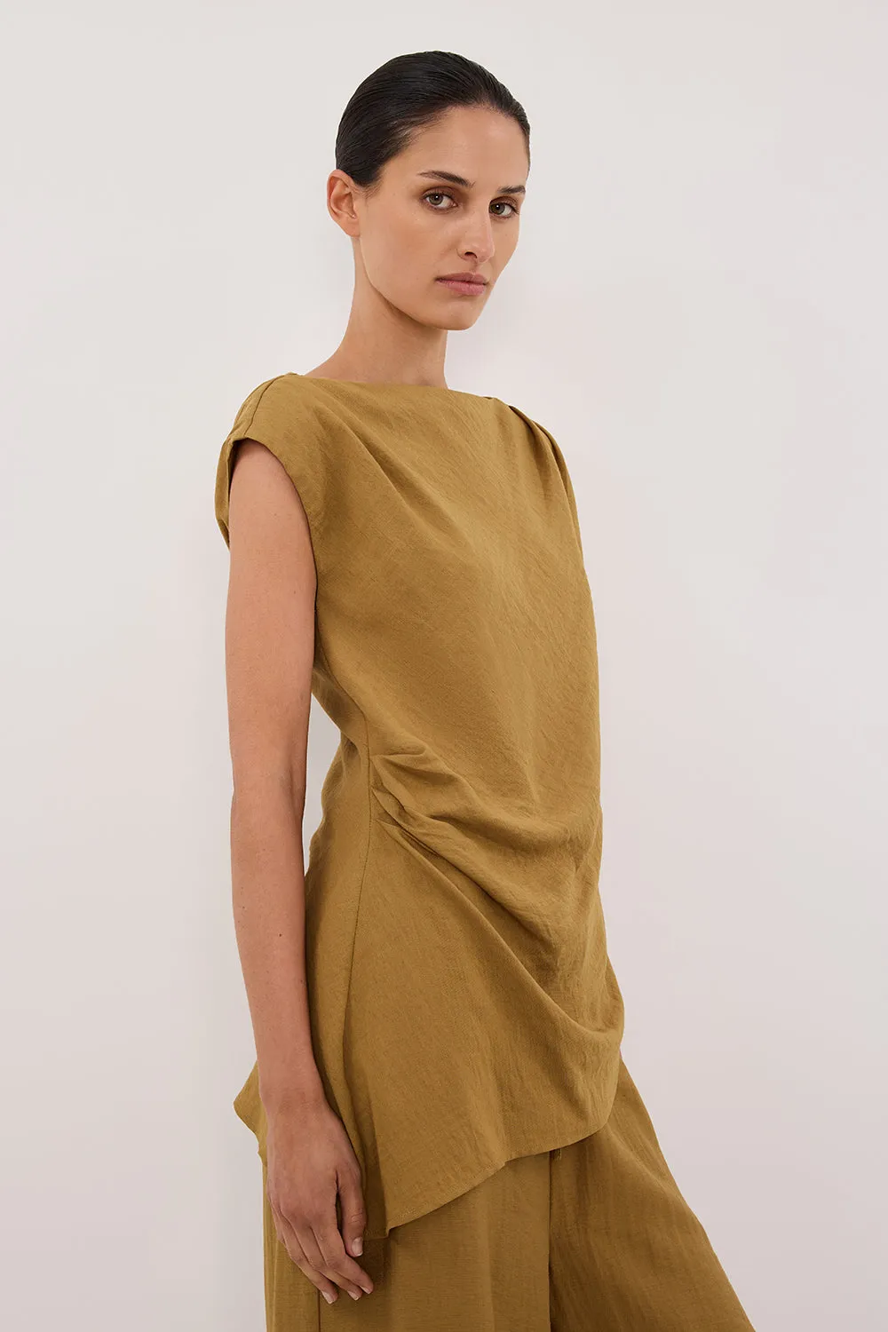 SHYLA FERN ASYMMETRICAL TOP sold by Dissh product image thumbnail 2