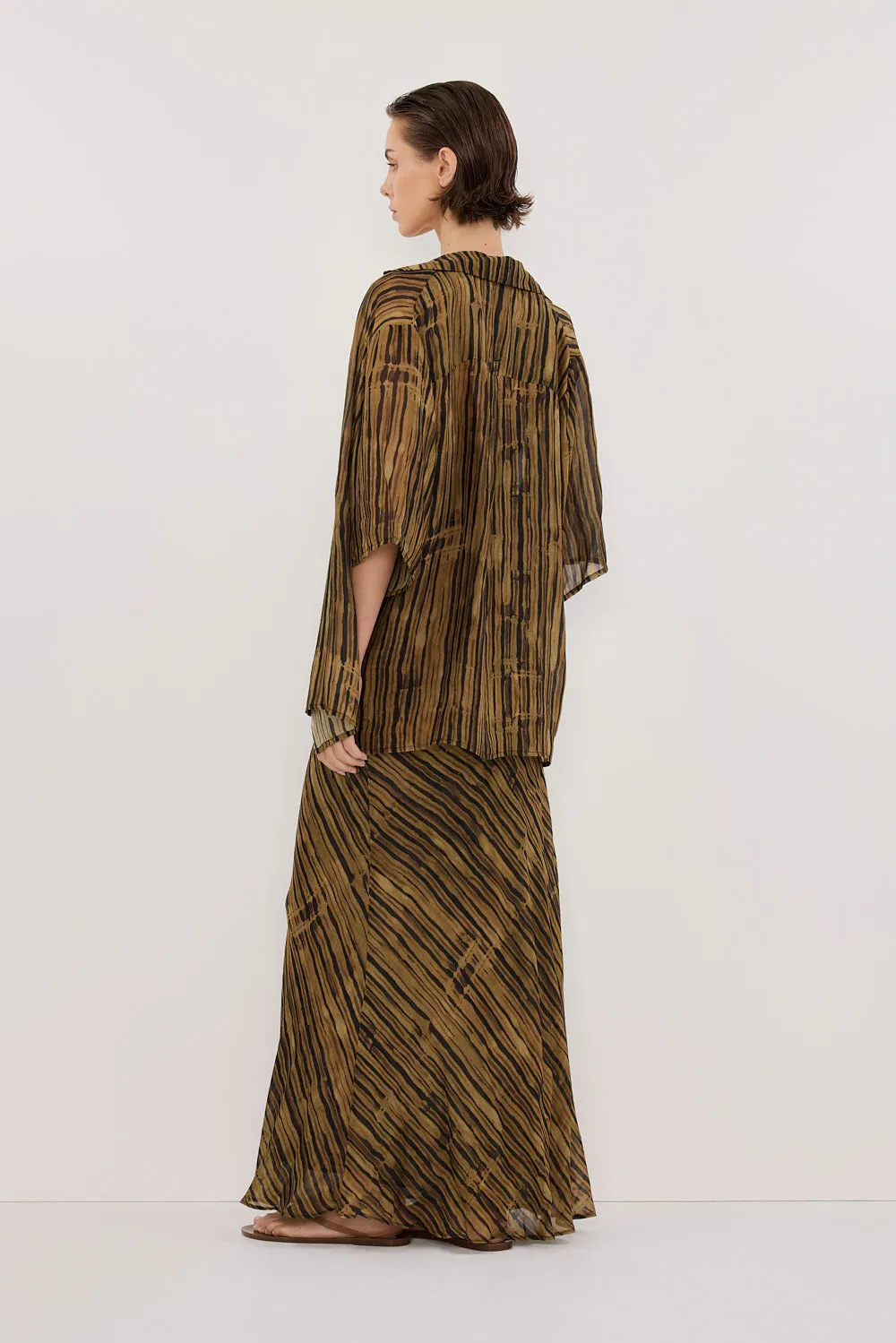 FLEUR DARK CHOCOLATE SHIRT sold by Dissh product image thumbnail 4