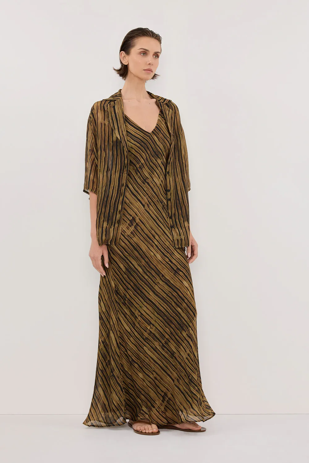 FLEUR DARK CHOCOLATE SHIRT sold by Dissh product image thumbnail 3