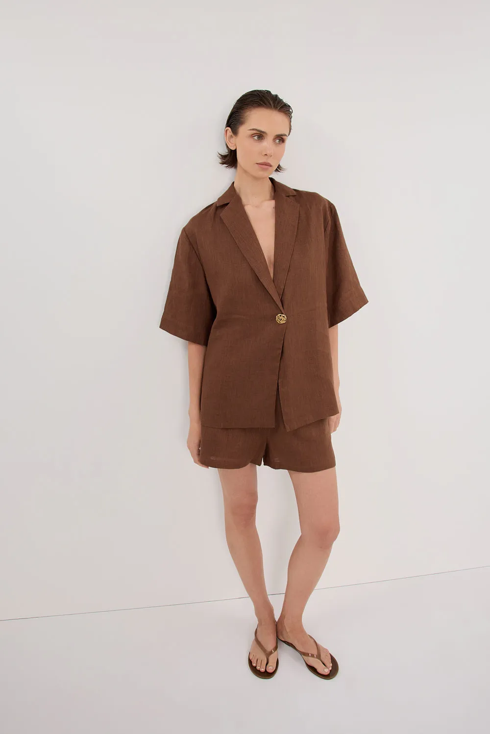 CORY FONDANT LINEN SHORT sold by Dissh