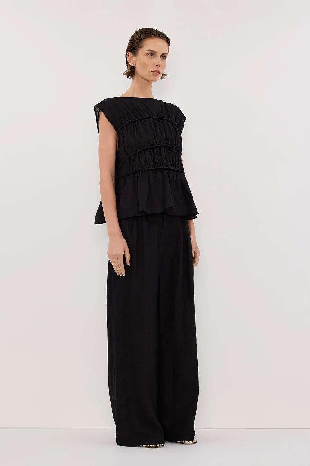 FLYNN BLACK LINEN TIERED TOP sold by Dissh product image thumbnail 4