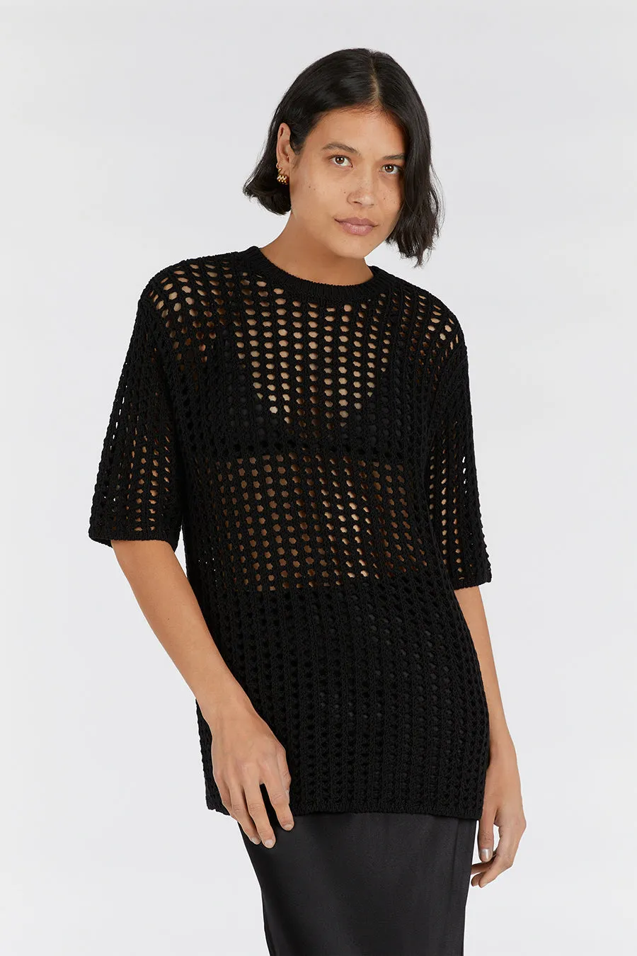 HUNTER BLACK CROCHET TEE sold by Dissh product image thumbnail 2