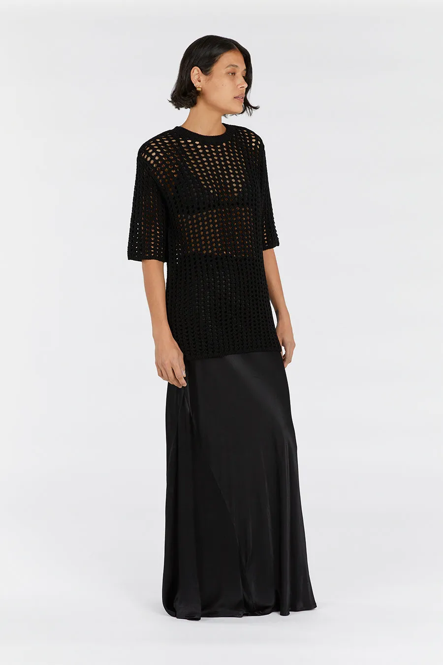 HUNTER BLACK CROCHET TEE sold by Dissh product image thumbnail 3