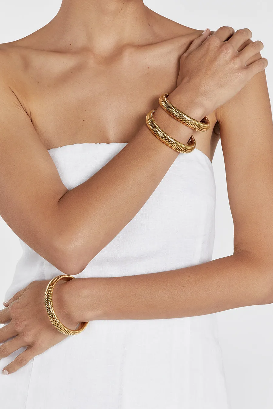 LUV AJ FLEX CHAIN BRACELETS GOLD sold by Dissh product image thumbnail 2