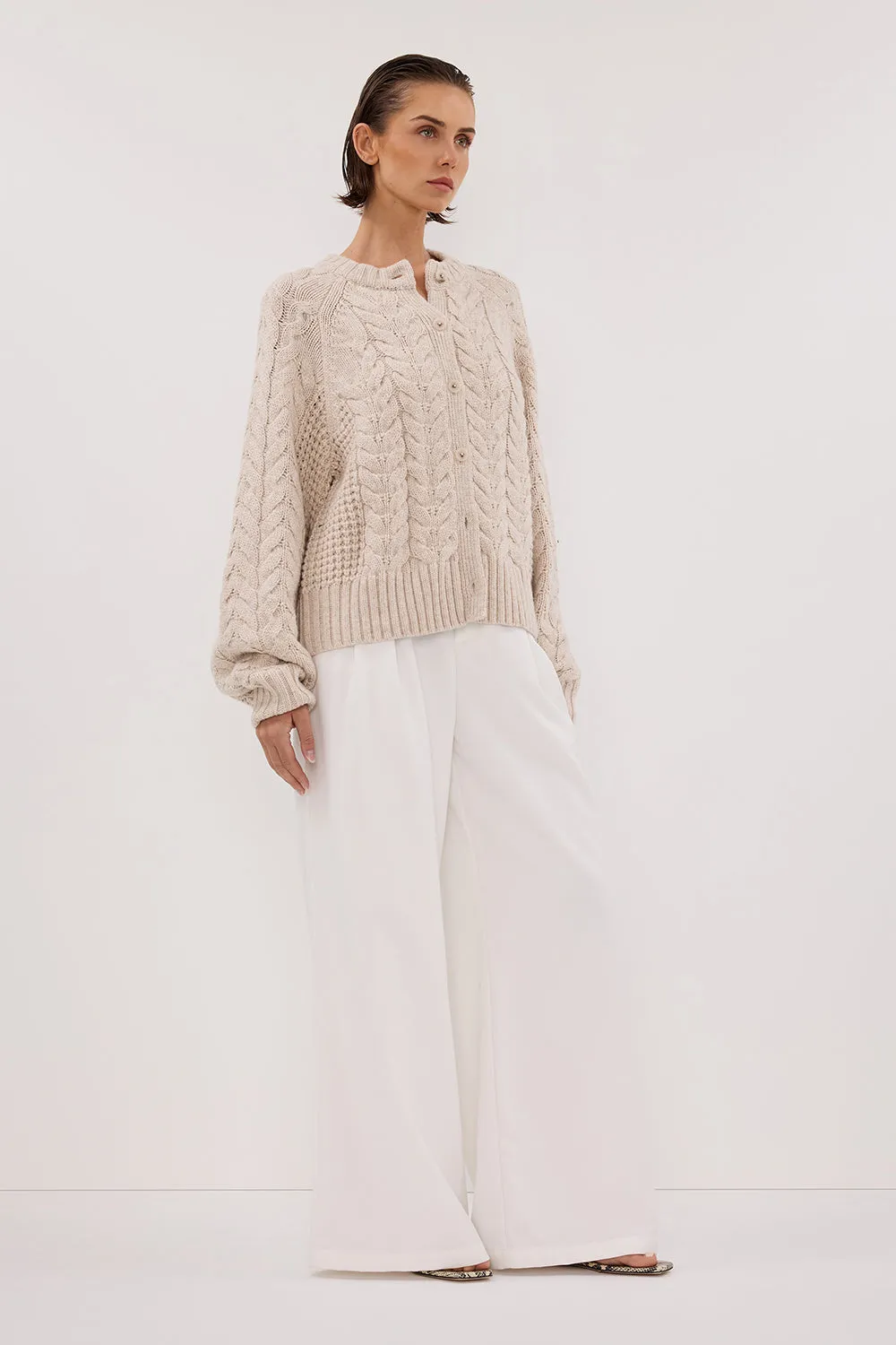 TOM CHALK CABLE KNIT CARDIGAN sold by Dissh product image thumbnail 3