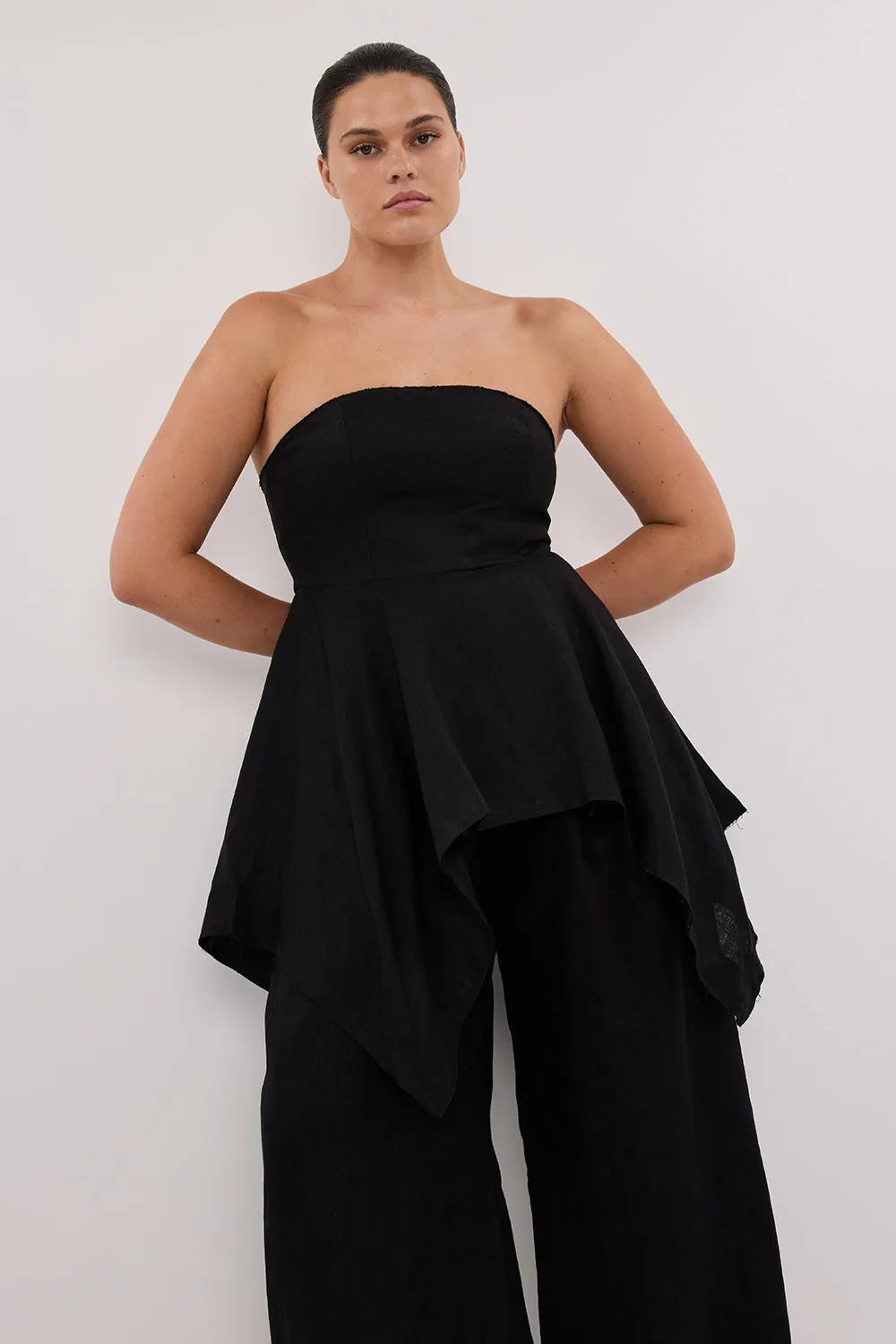 LUNA BLACK LINEN HANDKERCHIEF TOP sold by Dissh product image thumbnail 2