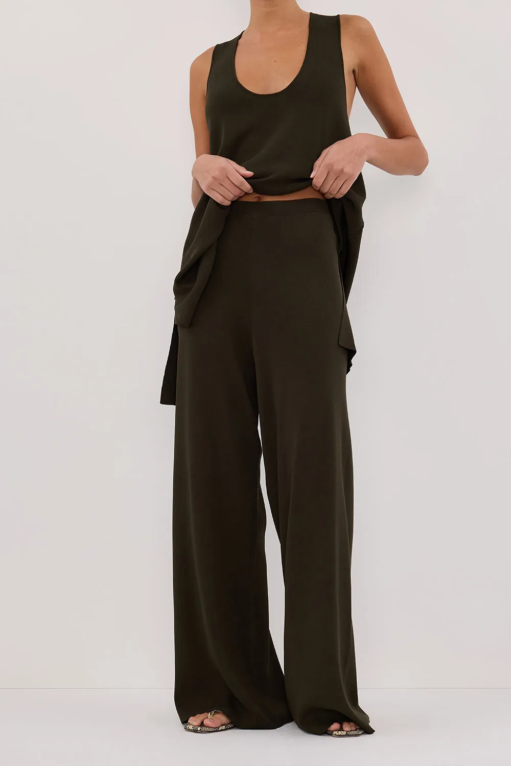 RAY FOREST WIDE LEG KNIT PANT sold by Dissh product image thumbnail 2