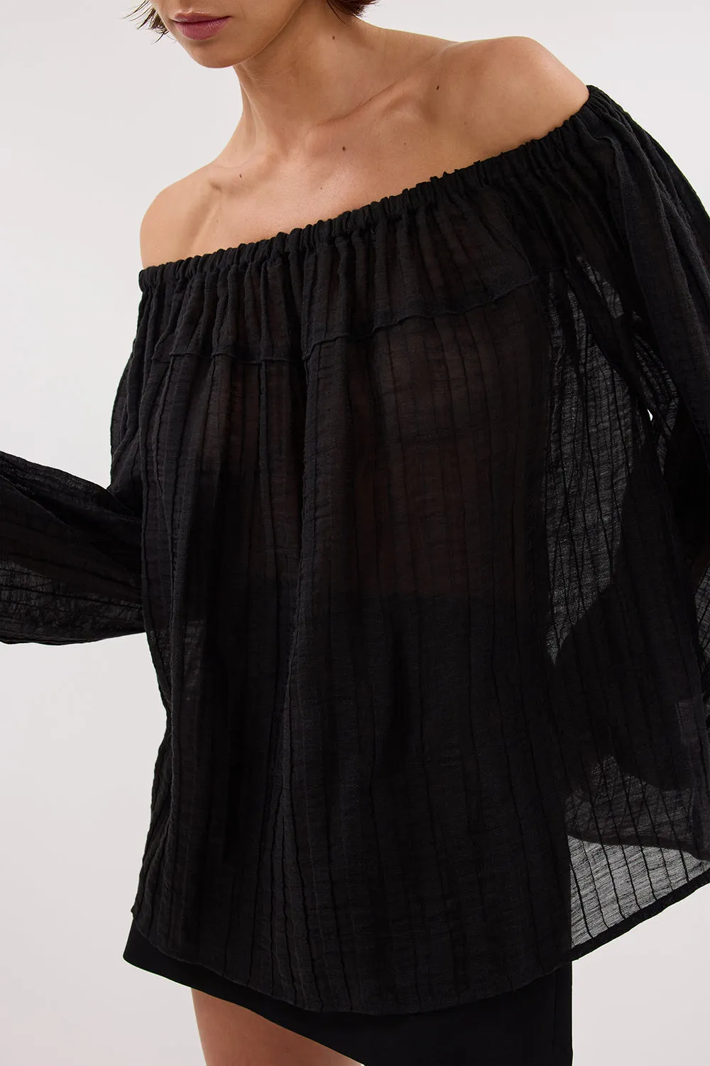 TAHITI BLACK LONG SLEEVE TOP sold by Dissh product image thumbnail 5