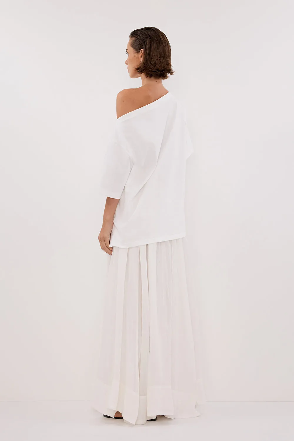 ESME WHITE ASYM BOAT NECK TEE sold by Dissh product image thumbnail 4