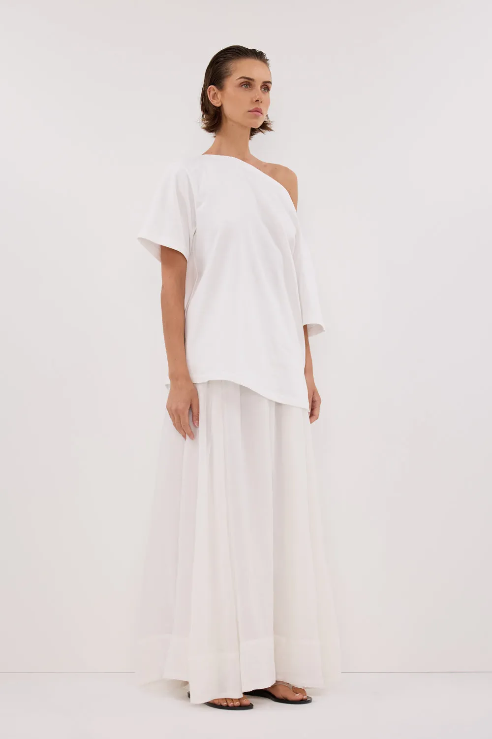 ESME WHITE ASYM BOAT NECK TEE sold by Dissh product image thumbnail 3