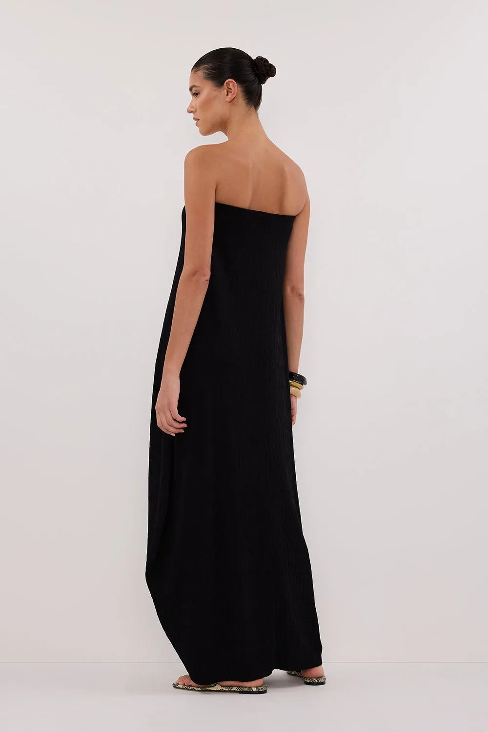ALIAS BLACK TEXTURED KNIT STRAPLESS MIDI DRESS sold by Dissh product image thumbnail 5