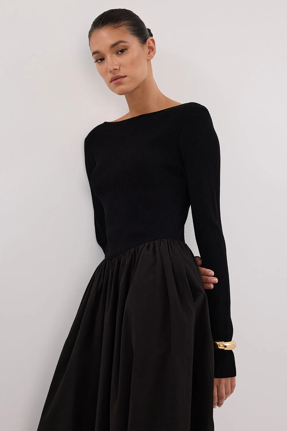 ABIGAIL BLACK HYBRID LONG SLEEVE MIDI DRESS sold by Dissh product image thumbnail 2