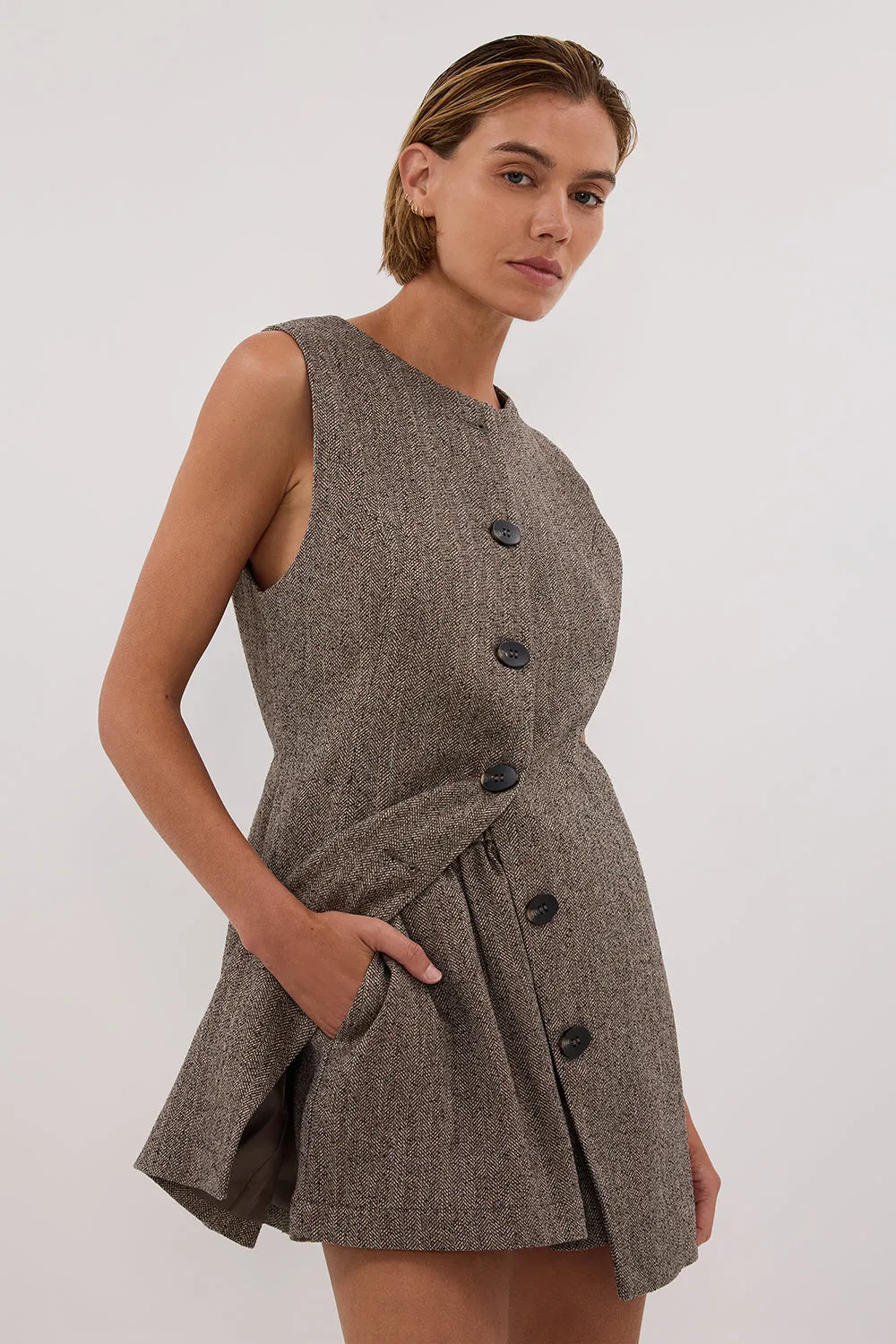 FRANKIE CHOC TWEED ELASTIC SHORT sold by Dissh