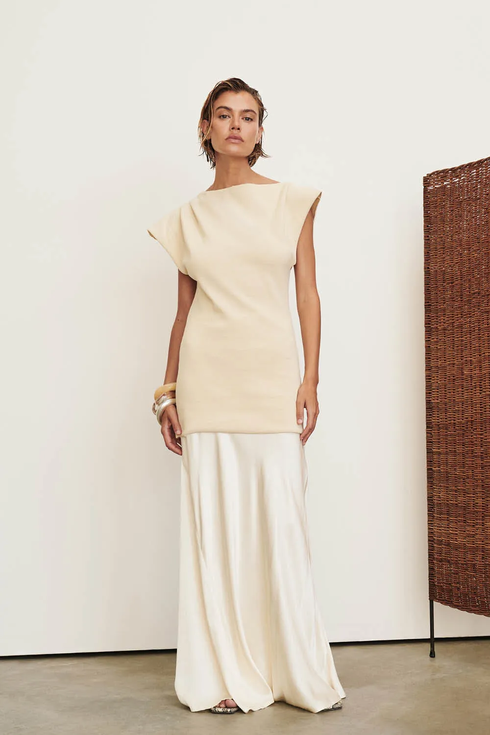 LIA NATURAL SLEEVELESS KNIT TOP sold by Dissh