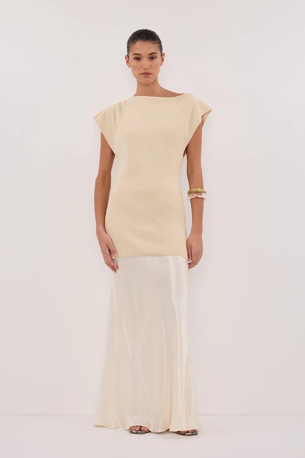 LIA NATURAL SLEEVELESS KNIT TOP sold by Dissh product image thumbnail 2