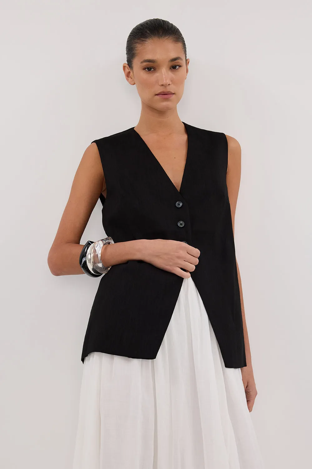 BRAX BLACK LONGLINE VEST sold by Dissh