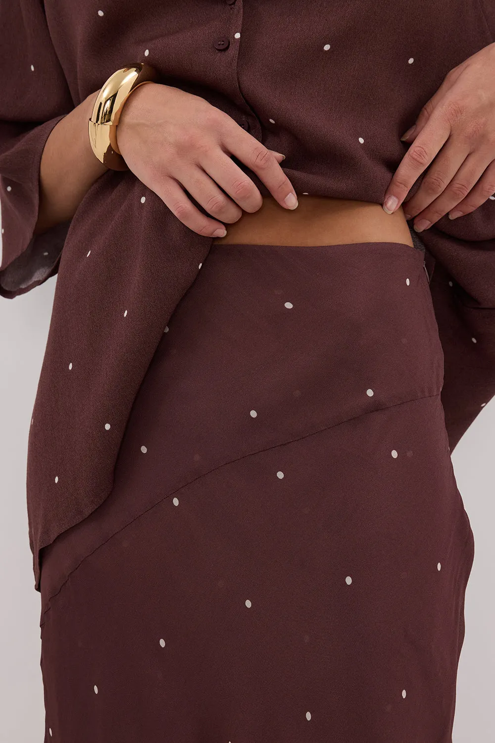 MELROSE WALNUT MIDI SKIRT sold by Dissh product image thumbnail 5