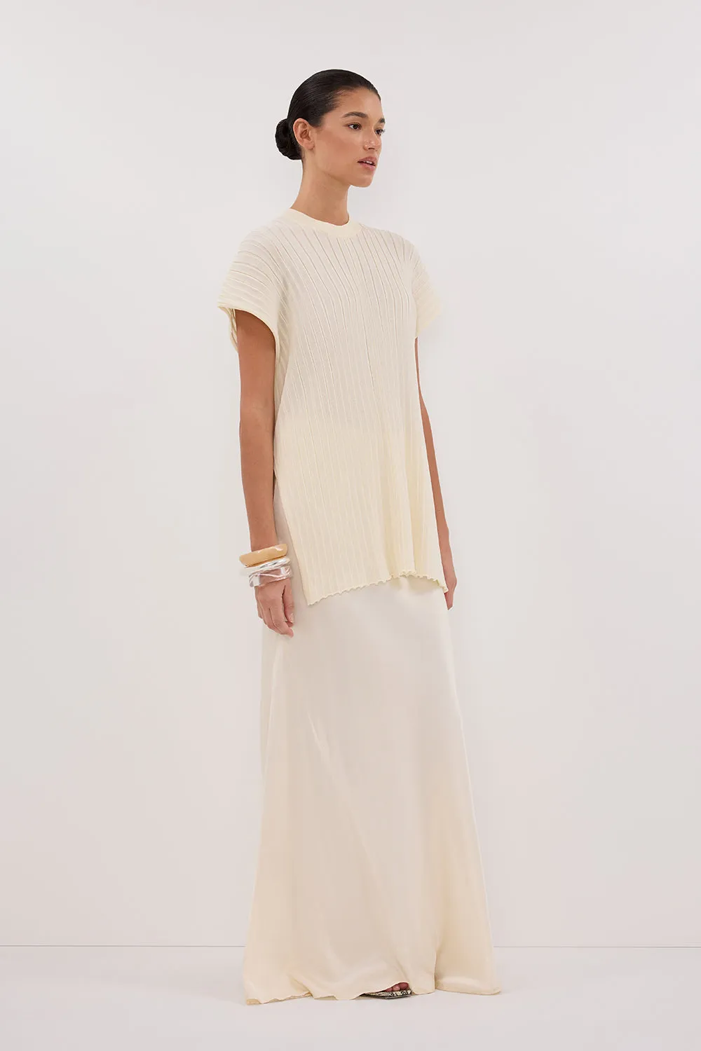 JADE CREAM SLEEVELESS KNIT TOP sold by Dissh product image thumbnail 3